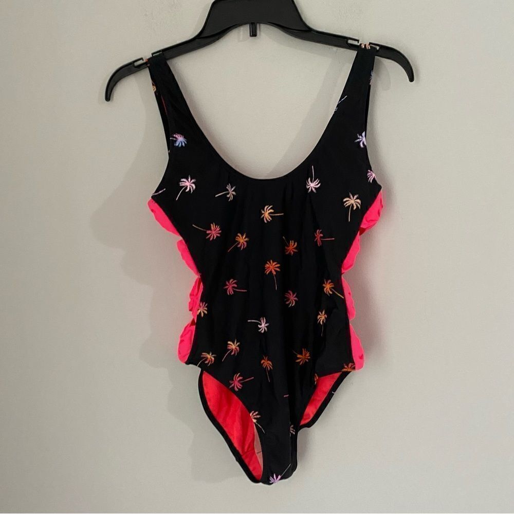 Cyn & Luca Women’s Side Bow Palm Tree Print Black One Piece Swimsuit Size S